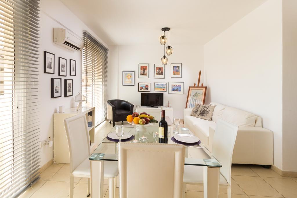 Elena Court Apt 401 Apartment Larnaca Exterior photo